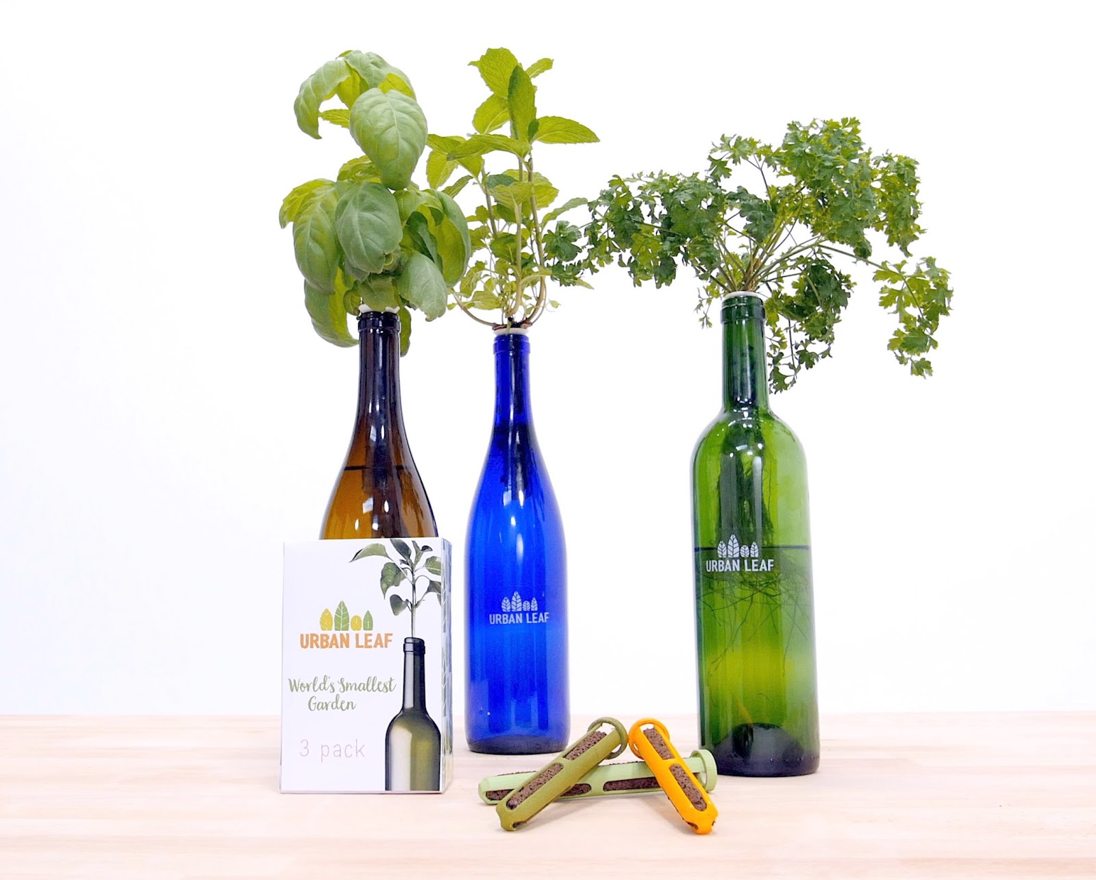 Сад в винных бутылках – стартап Urban Leaf
