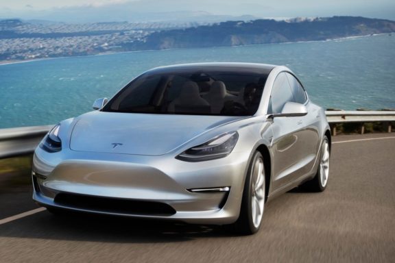 Представлена новая модель Tesla